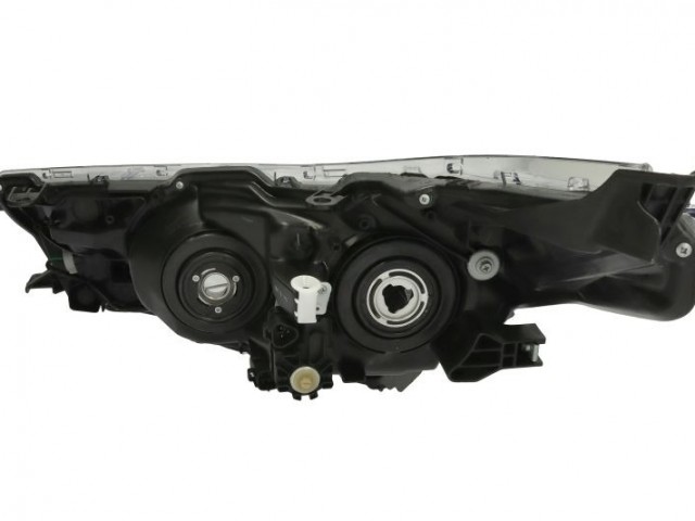 Toyota Corolla E18 2013.07.01-2016.02.01 utángyártott új jobb első fényszóró HB3/H11+LED (motorral)  TYC