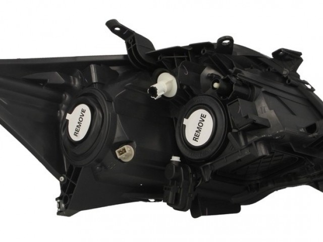 Toyota Auris E15 2007.03.01-2010.02.28 utángyártott új bal első fényszóró H11/HB3 króm házas, I-tip.(motorral) DEPO