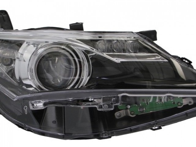 Toyota Auris E18 2012.09.01-2015.05.01 utángyártott új jobb első fényszóró HIR2/LED (motorral) TYC