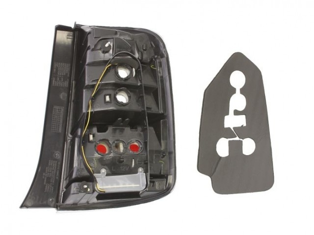 Toyota Prius 2003.04.01-2009.12.31 utángyártott új bal hátsó lámpa (LED-es) fekete h. DEPO