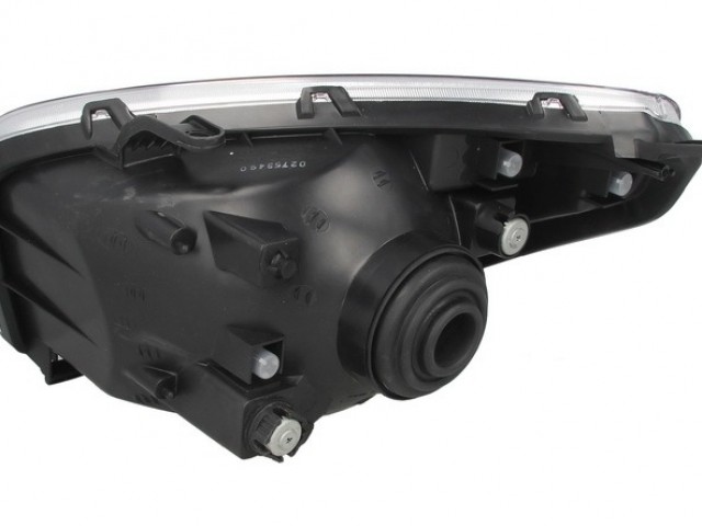 Toyota Rav 4 2001.03.01-2003.07.31 utángyártott új jobb első fényszóró H4 (motoros) DEPO