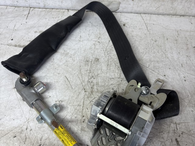 Biztonsági öv és csat