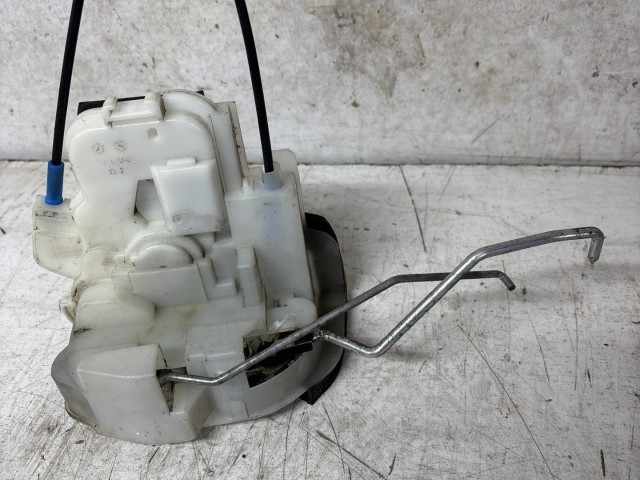 Subaru Legacy 2009-2014 2009-2014 Zár használt bal első