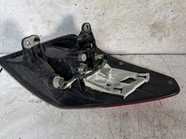 213078 Subaru Legacy 2009-2014 2009-2014 Lámpa , Fényszóró használt bal hátsó