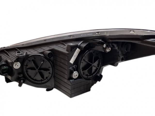 Hyundai I30 GD 2012.03.01-2015.02.01 utángyártott új jobb első fényszóró 2H7 króm házas (motorral) DEPO
