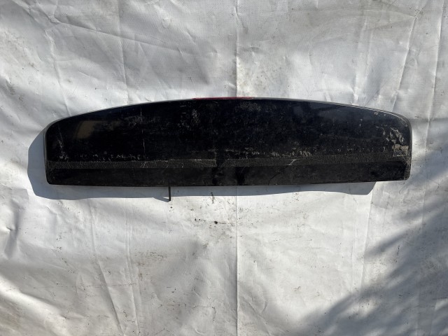 Csomagtérajtó szárny, spoiler