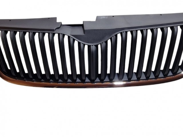 Skoda Yeti 2009-2013 utángyártott új hűtődíszrács alsó króm díszléccel