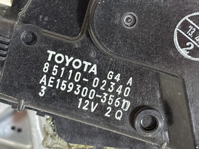 Toyota Auris 2012-2019 E18 2012-2019 Ablaktörlő motor mechanikával használt