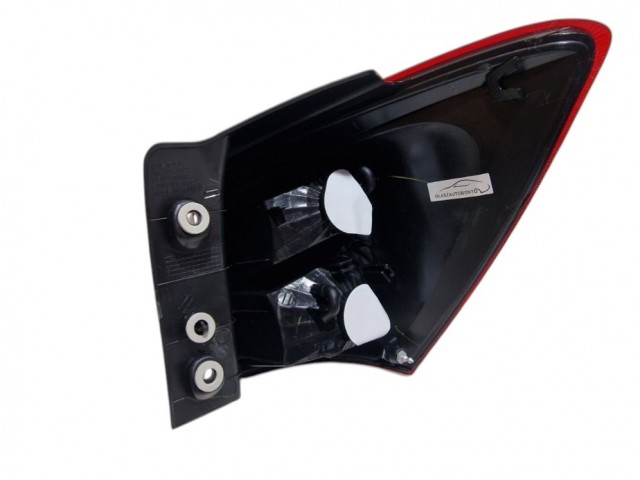 Suzuki SX4 S-Cross  2013.10.01-2015.11.30 utángyártott új bal hátsó külső lámpa DEPO