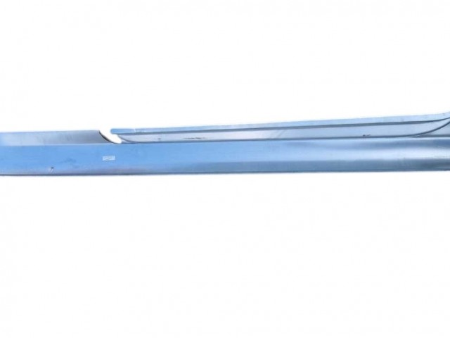 Volkswagen Golf V. 2003-2008 utángyártott új bal oldali küszöb 3 ajtós (formára préselt)