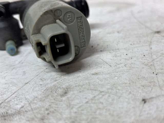 Toyota Auris 2012-2019 E18 2012-2019 Ablakmosó motor használt 