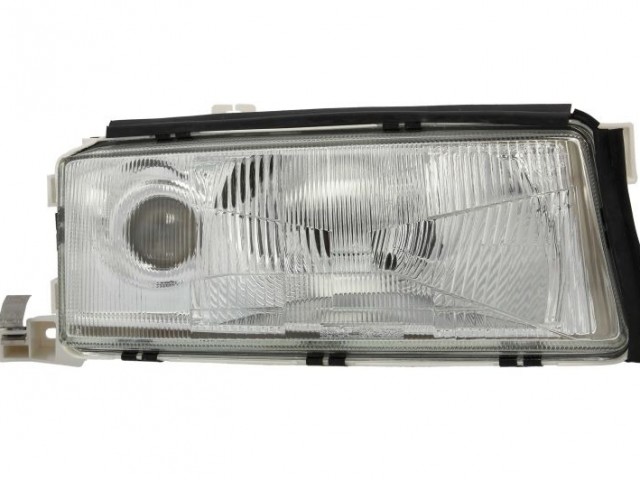 Skoda Octavia 1997.03.01-2000.08.31 utángyártott új jobb első fényszóró H4/DE-H3 TYC