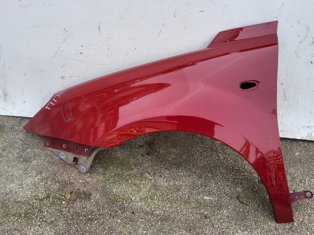 214598 Alfa Romeo MiTo 2008-2018 bal első sárvédő, a képen látható sérüléssel