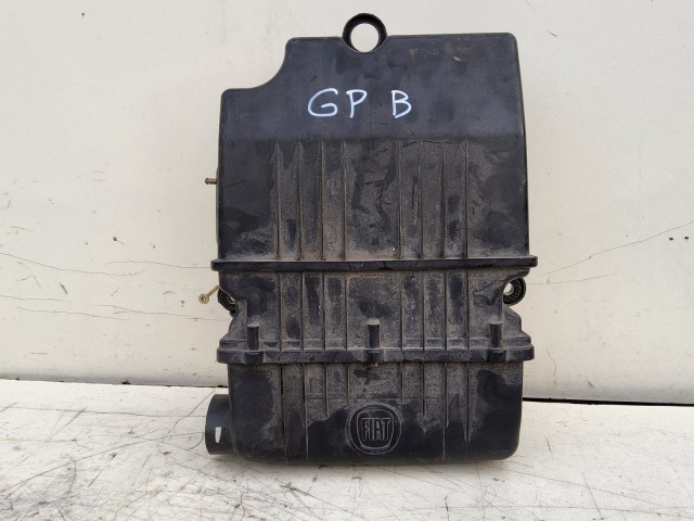 214601 Fiat Grande Punto 1,2-1,4 8v benzin / gáz  légszűrőház 51773400