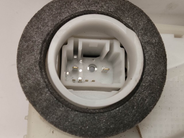  Toyota Yaris II. 2005-2011 bal első ajtózár 