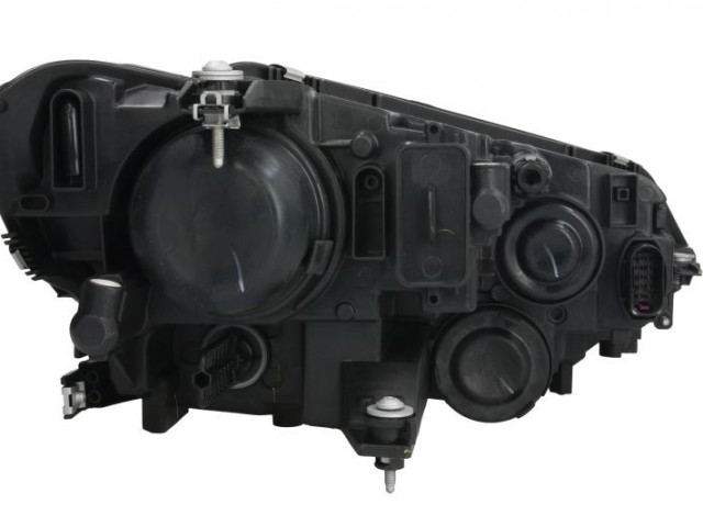 Volkswagen Touran (5T1) 2015- utángyártott új bal első fényszóró 2H7 (motorral) DEPO