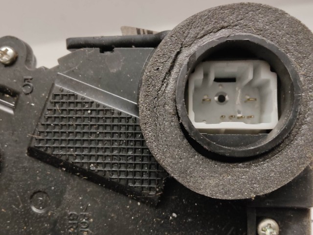 176559 Toyota Yaris II. 2006-2011 jobb első ajtózár