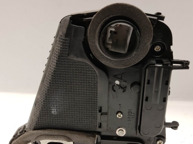 Toyota Yaris 2006-2011 bal hátsó ajtózár 