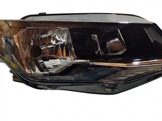 Volkswagen Caddy III. 2015.06.01-2020.08.30 utángyártott új jobb első fényszóró H4 + nappali fény. (motorral) TYC