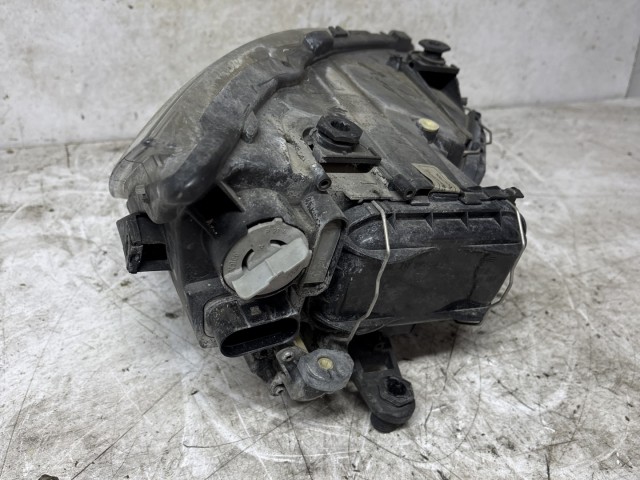 213212 Seat Leon 5F 2012-2020 2012-2020 Lámpa , Fényszóró használt sima bal első 