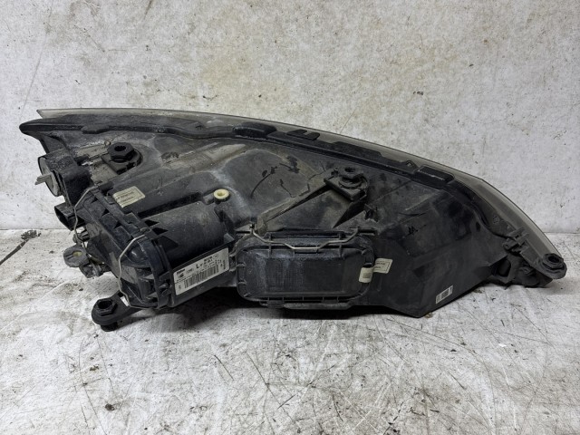 213212 Seat Leon 5F 2012-2020 2012-2020 Lámpa , Fényszóró használt sima bal első 
