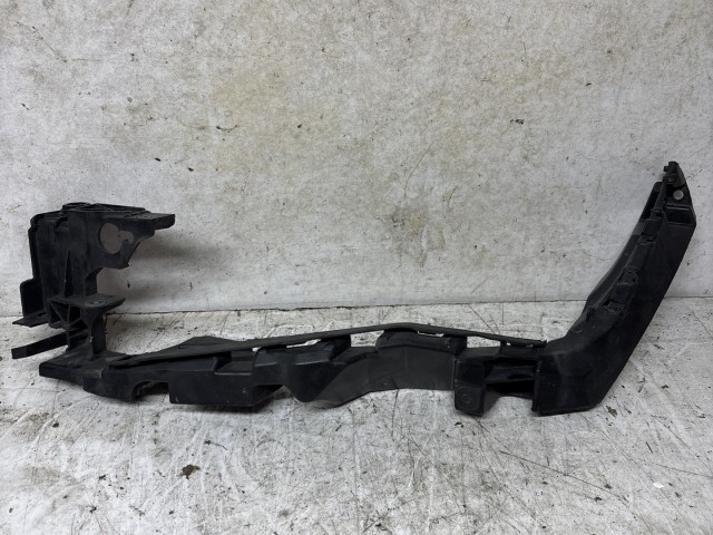 Seat Leon 5F 2012-2020 2012-2020 Lökhárító tartó használt bal első