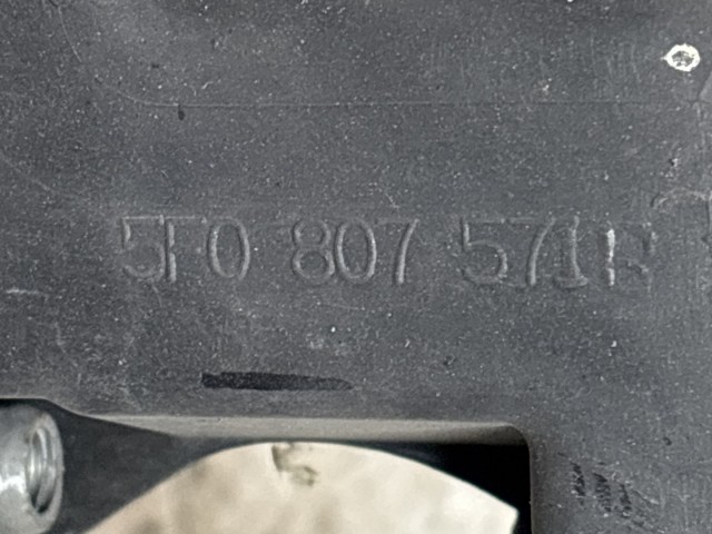 Seat Leon 5F 2012-2020 2012-2020 Lökhárító tartó használt bal első