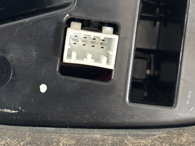 213260 Lancia Delta 2008-2014 jobb hátsó lámpa, a képen látható led hibával