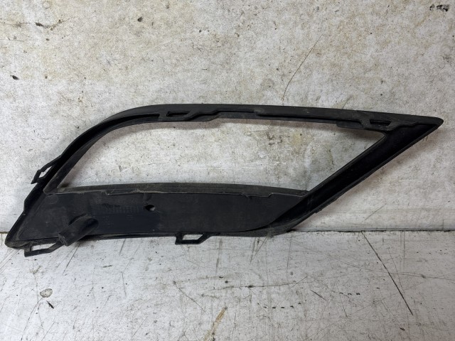Seat Leon 5F 2012-2020 2012-2020 Ködlámpa keret,tartó használt Jobb