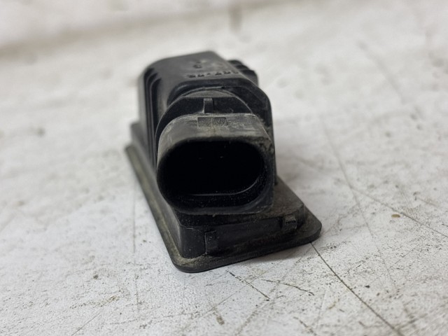 Volkswagen Golf VI. 2008-2013 2008-2013 Rendszámtábla világítás használt