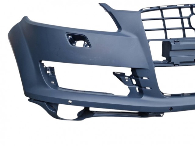 Audi Q7 (4LB) 2005.11.01-2009.04.30 utángyártott új első lökhárító alapozott fényszóró mosó, parkszenzor helyes