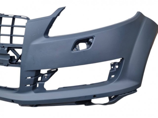 Audi Q7 (4LB) 2005.11.01-2009.04.30 utángyártott új első lökhárító alapozott fényszóró mosó, parkszenzor helyes