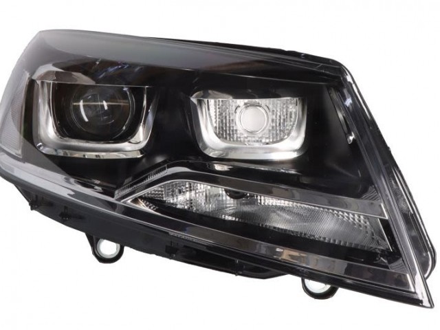 Volkswagen Touareg 7P    2014.10.01-2018.04.30 utángyártott új jobb első fényszóró XENON D8S napp. fény (motorral) DEPO