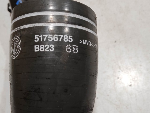 Fiat Croma  2005-2010 Levegőcső  használt turbóból az intercollerba 51756800