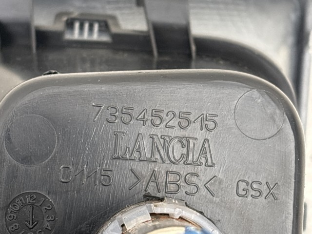 Lancia Delta 2008 Közép konzol használt