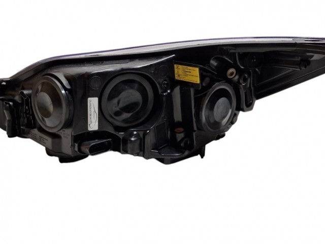 Ford Focus III. 2011.03.01-2014.09.31 utángyártott új jobb első fényszóró D3S/H1/H7 XENON LED-es (motorral) DEPO