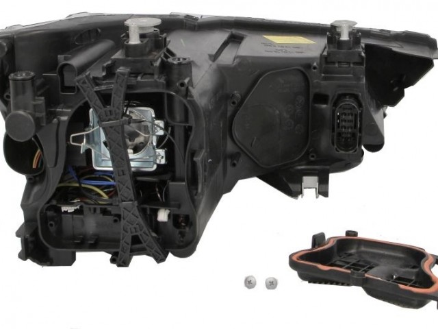 Audi A1 2010.01.01-2014.12.01 utángyártott új bal első fényszóró D3S XENON/LED×2, (motorral) DEPO