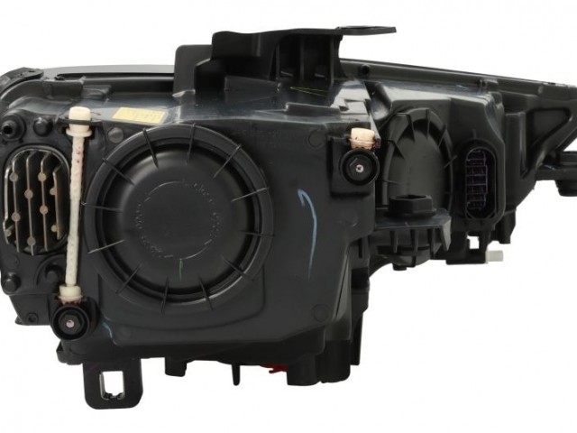 Audi A3 (8V1, 8VK,) 2012-2016 utángyártott új bal első fényszóró XENON D3S/LED króm ház. (motorral) DEPO