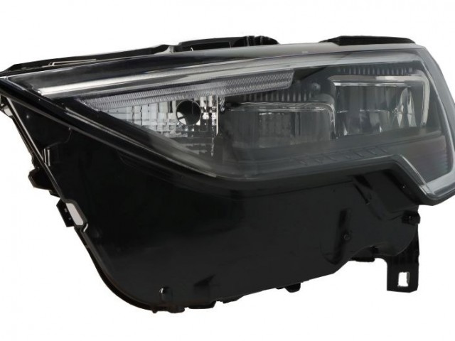 Audi Q3 F3 2018- utángyártott új bal első fényszóró LED (motorral) elektr.nélk. TYC