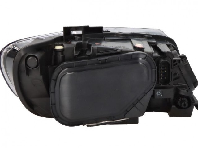 Audi Q7 (4LB) 2005.11.01-2009.04.30 utángyártott új bal első fényszóró 2H7 (motorral) DEPO