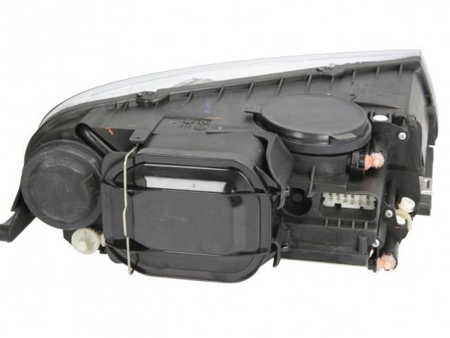 Volkswagen Touareg 7L 2002.11.01-2007.02.28 utángyártott új bal első fényszóró H9/H7 (motorral) DEPO