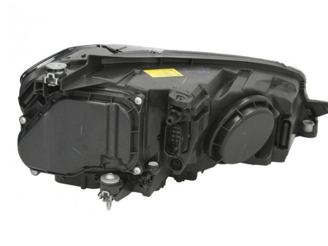 Volkswagen Golf VII 2012.10.01-2016.10.31 utángyártott új bal első fényszóró D3S/H7/H21 XENON (motorral) DEPO