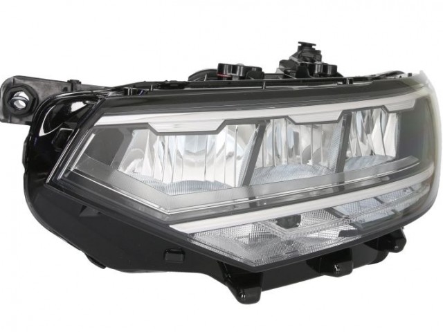 Volkswagen Passat B8 2019.07.08-2024.02.02 utángyártott új bal első fényszóró 3 féle LED funkcióval TYC