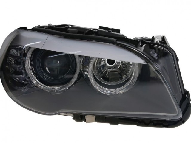 BMW 5 (F10-F11) 2010.04.01-2013.06.19 utángyártott új jobb első fényszóró 2H7/LED TYC