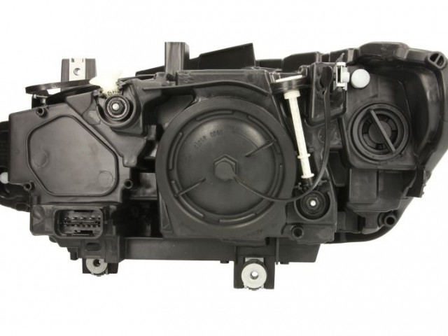 BMW 3 (F30-F31) 2015.05.01-2018.11.01 utángyártott új jobb első fényszóró 2H7+LED nappali fény (motorral) TYC