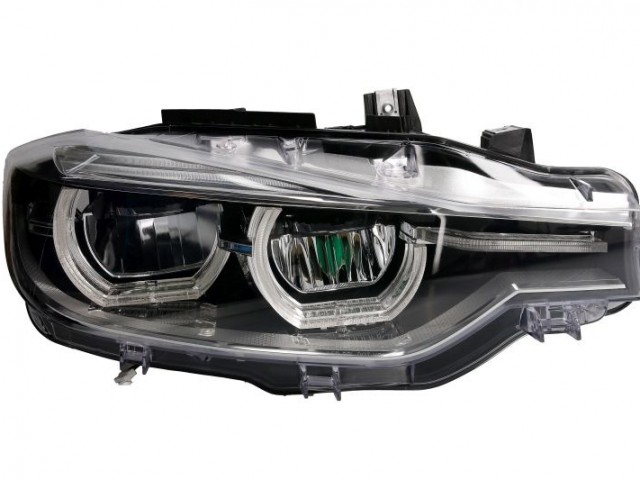 BMW 3 (F30-F31) 2015.05.01-2018.11.01 utángyártott új jobb első fényszóró 5 féle LED funkcióval TYC