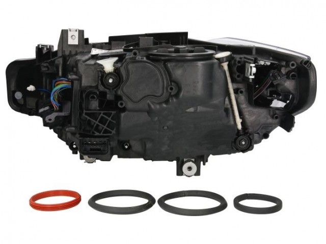 BMW 3 (F30-F31) 2015.05.01-2018.11.01 utángyártott új jobb első fényszóró 5 féle LED funkcióval TYC