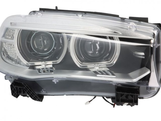BMW X5 (F15-F85) 2013.09.01-2018-07.31 utángyártott új jobb első fényszóró XENON D1S/LED elektr.nélk  (motorral) TYC