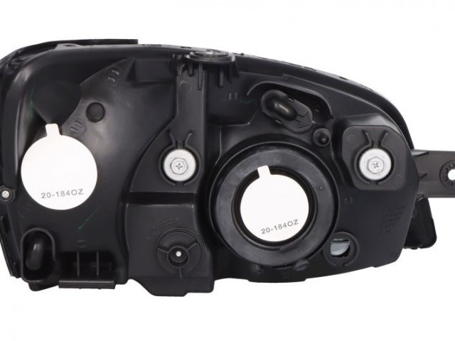 Hyundai Getz 22002.09.01-2006.10.31 utángyártott új bal első fényszóró H4 (belülr. áll.) TYC