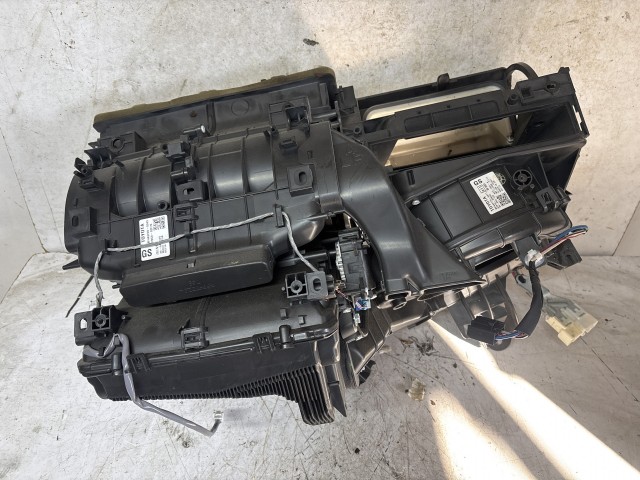 213418 Toyota Auris E18 2012-2019 Fűtésboksz 87050-02F70